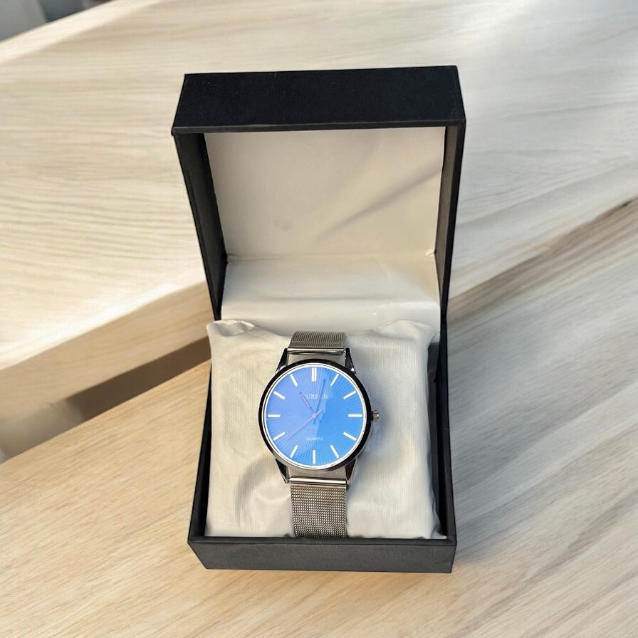 Men’s Silver Chain Watch – Sleek Casual Design, Premium Finish, Stainless Look