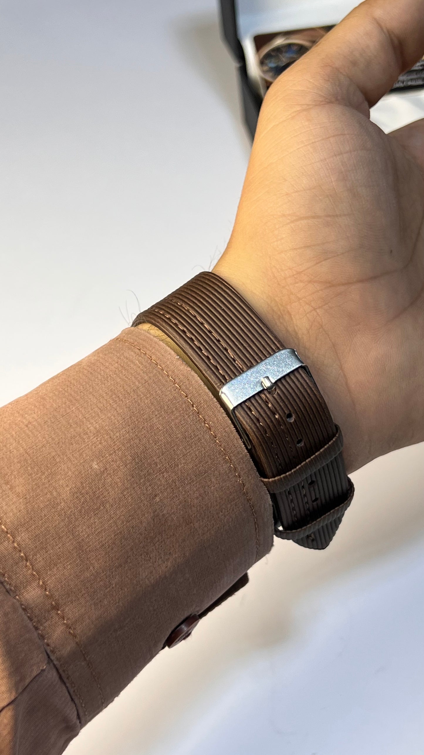 Men’s Casual Leather Watch – Brown Strap, Sleek Design, Everyday Style